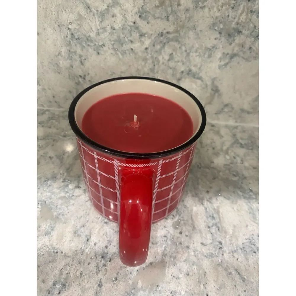 Cran-Apple Red Plaid Hallmark Mug Candle - Picture 4 of 6
